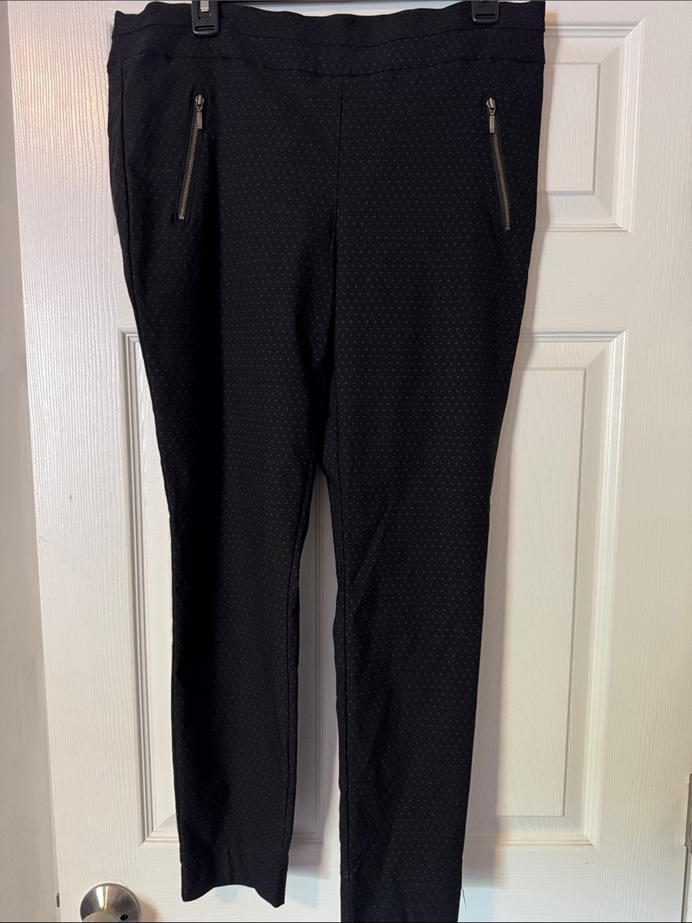 Black Women’s Stretch Ankle Zip-Pocket Pants